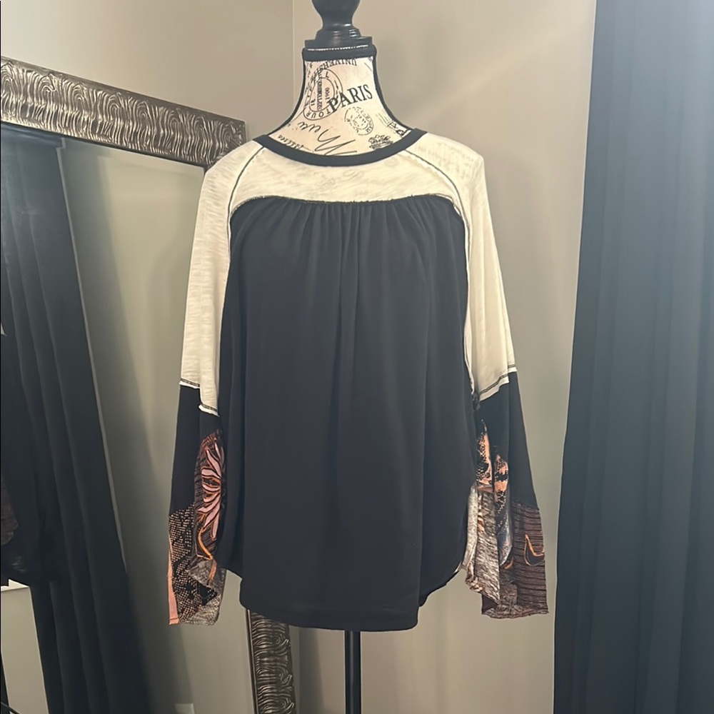 NWOT Black and Cream Women's Kimono Sleeve Top by Free People